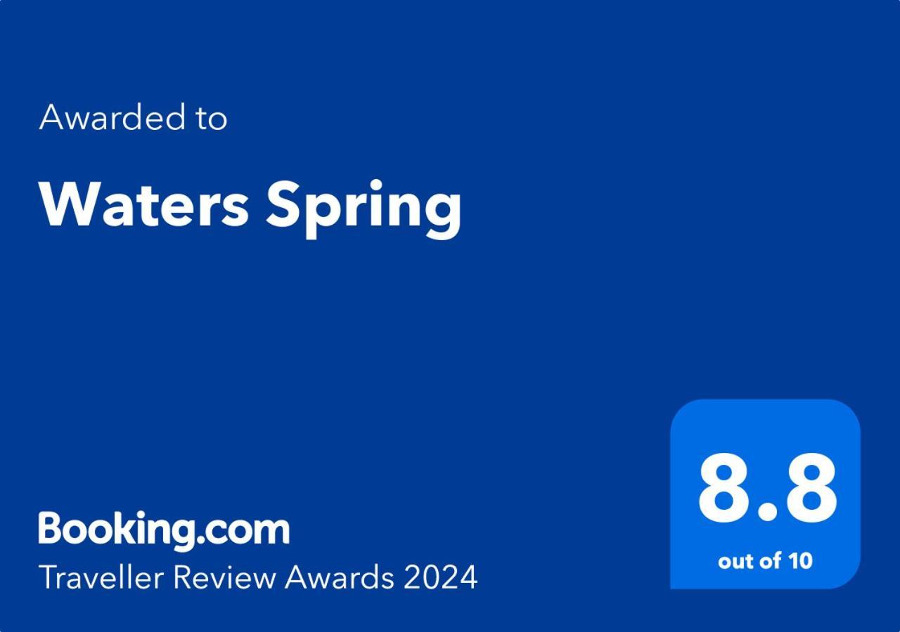 Отель Waters Spring Канди Номер фото